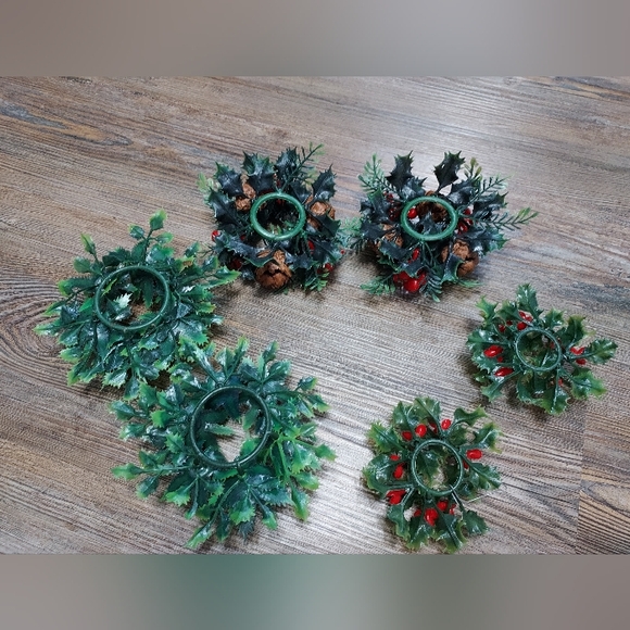 Lot of 6 Vintage Plastic Christmas Taper Candle Ring Wreaths - Picture 5 of 8